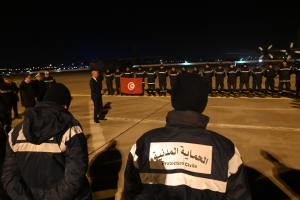 عودة فريق الحماية المدنية المختص في البحث والإنقاذ من تحت الأنقاض من تركيا